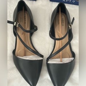 Brand New Apt 9 Women’s Black Flats